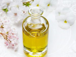 jak zrobić olejek do masażu